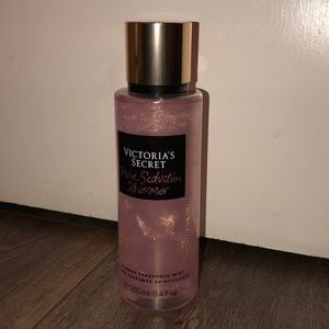 Victoria’s Secret Shimmer Fragrance Mist